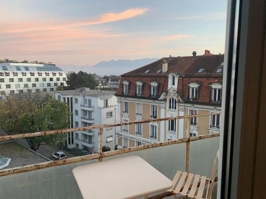 Beautiful Studio 2 Minutes From The Train Station Apartment Lausanne Luaran gambar